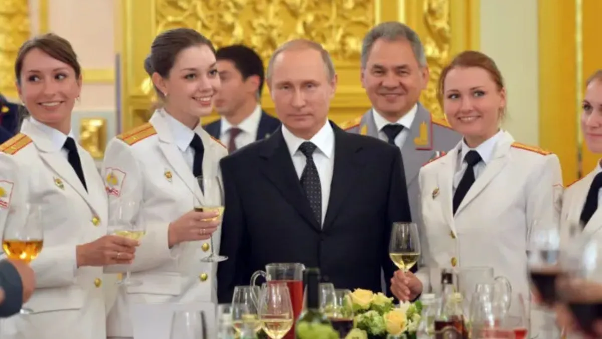 ministry-of-sex-russia-population-drop-president-vladimir-putin-russian-sex-at-work-initiative-children-ukraine-war