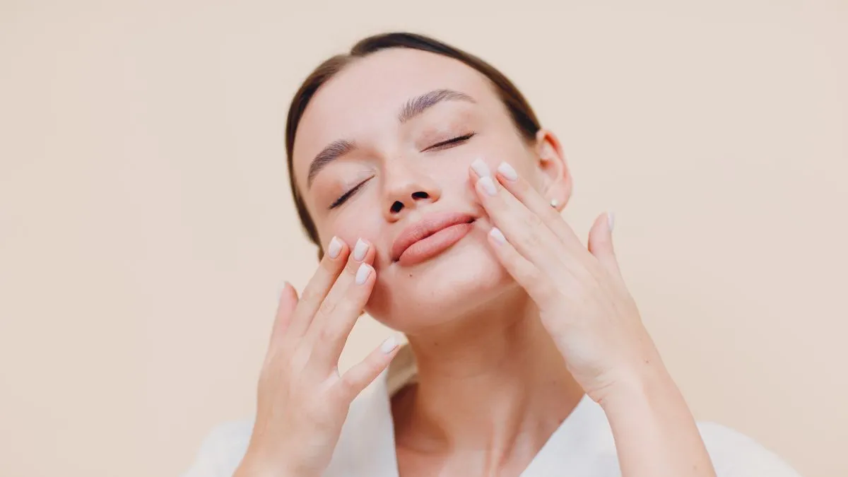 transform-your-skin-5-best-ways-to-use-castor-oil-for-beautiful-skin