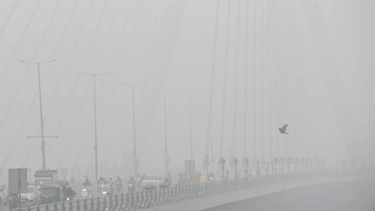 delhi-pollution-flights-delayed-aqi-delhi-air-quality-national-capital-poor-visibility-north-india-temperature-severe-aqi