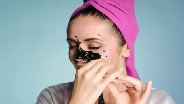 How To Remove Blackheads From Nose? Top Essential Products And Tools