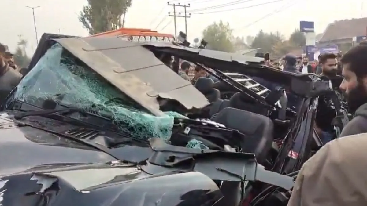 srinagar-road-accident-two-teenage-boys-die-one-critical-after-speeding-thar-collides-with-truck-watch