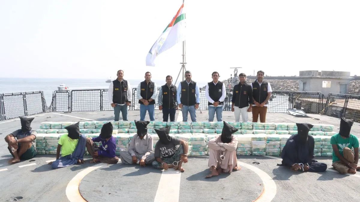 gujarat-drug-bust-boat-with-700-kg-meth-seized-in-massive-drug-haul-off-gujarat-coast-eight-iranians-arrested-video