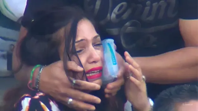 india-national-cricket-team-vs-south-africa-national-cricket-team-scorecard-ind-vs-sa-4th-t20i-sanju-samsons-monstruous-six-at-johannesburg-hits-fans-face-leaves-her-teary-eyed-in-stands-watch