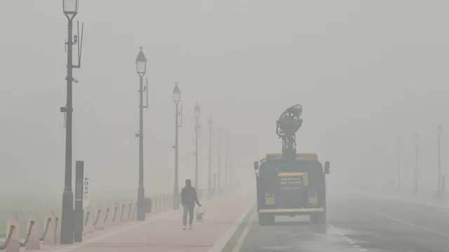 delhi-pollution-union-health-secretary-cop-29-delhi-aqi-severe-plus-category-pollution-npcchh-delhi-pollution-advisory