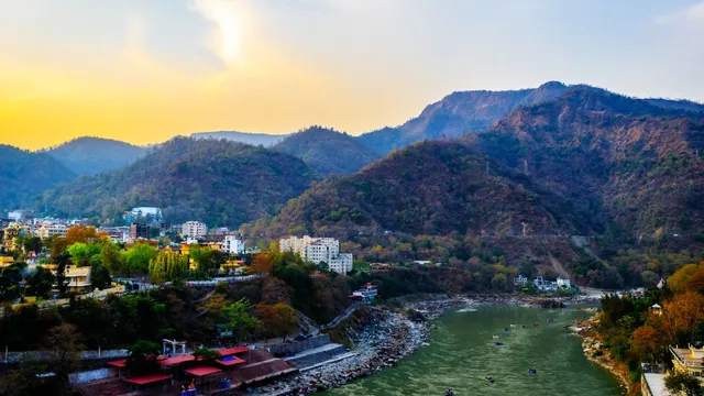 delhi-chokes-with-air-pollution-and-severe-aqi-visit-these-places-with-cleanest-air-in-india