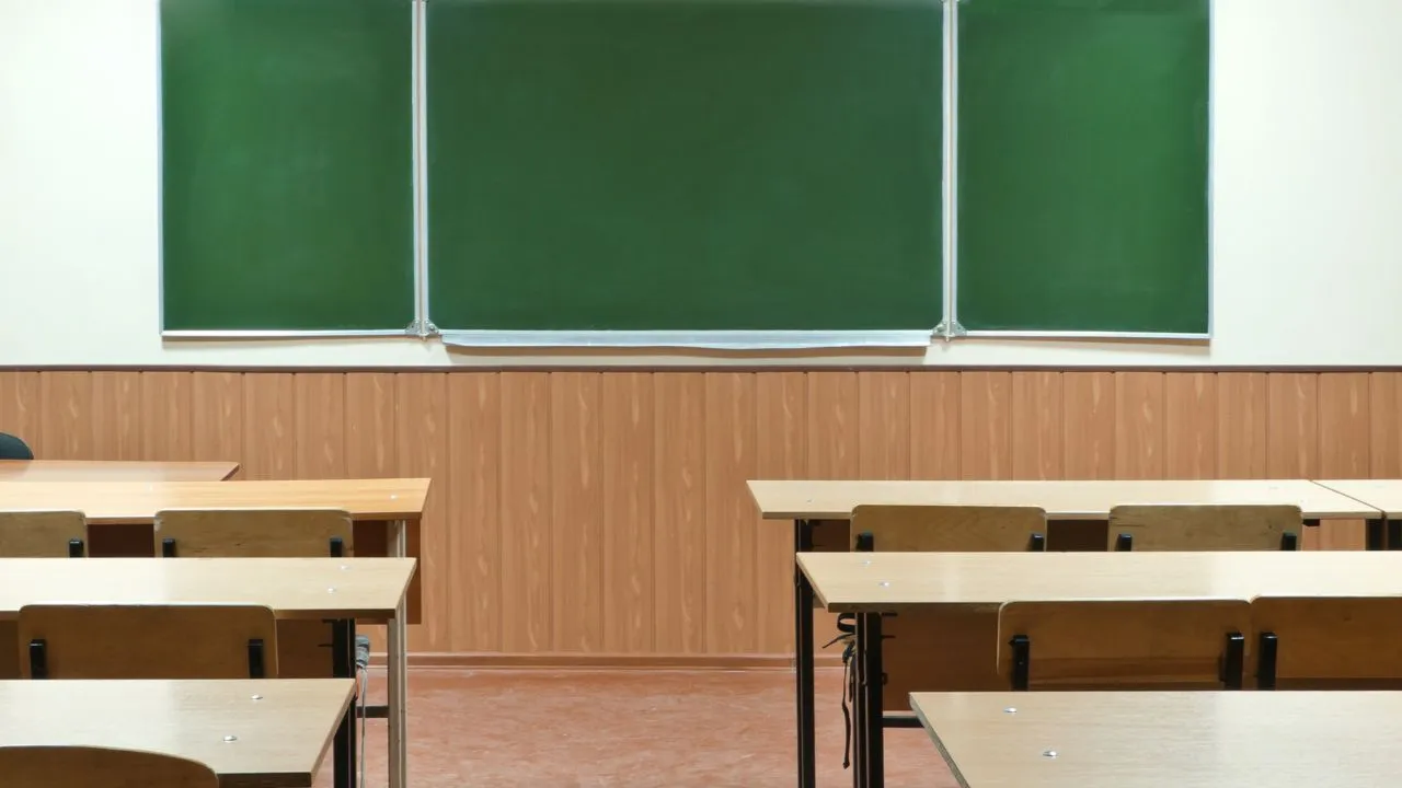 rajasthan-schools-closed-classes-1-to-5-in-rajasthans-khairthal-tijara-district-go-online-due-to-rising-pollution-levels