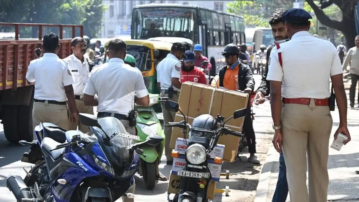 bangaloreans-beware-bengaluru-traffic-police-alerts-public-about-fraudulent-traffic-fine-calls