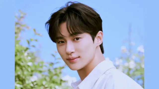 lovely-runner-byeon-woo-seok-advertising-fees-soar-after-kdrama-success-fans-cheer-keep-shining