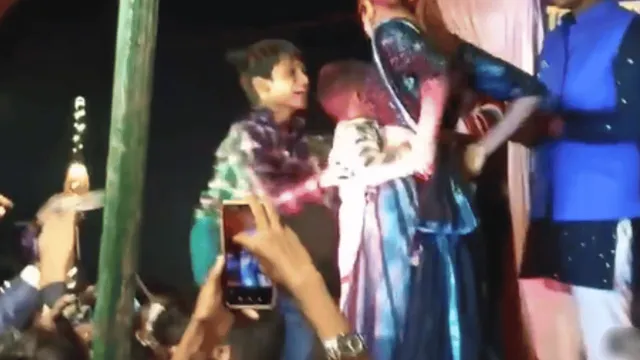 up-viral-video-little-boy-hugs-stage-dancer-forcefully-learns-consent-the-hard-way