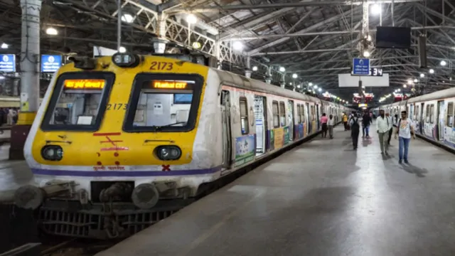 mumbais-wr-to-introduce-new-ac-local-train-with-1012-additional-trips-from-christmas-day