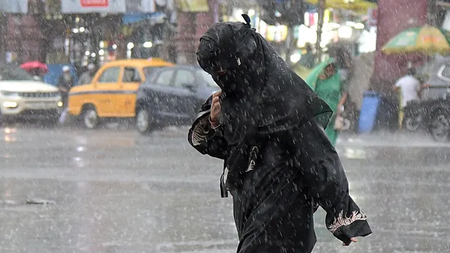 hyderabad-burqa-clad-woman-kidnaps-newborn-from-hospital-police-rescue-baby-and-arrest-three