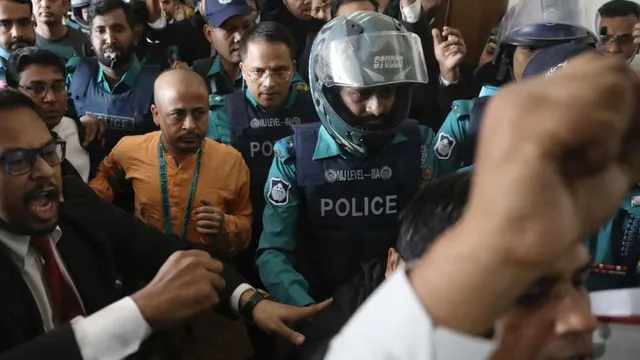 bangladesh-turmoil-iskcon-chinmoy-krishna-das-arrest-violent-clashes-temples-attacked-latest-updates