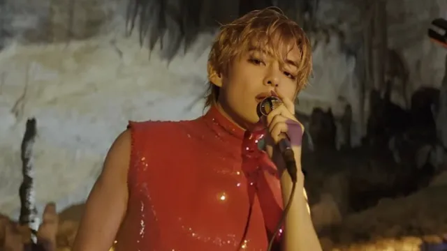 bts-v-aka-kim-taehyung-shares-dance-snippet-with-ace-choreographer-lee-jung-armys-say-this-is-insane