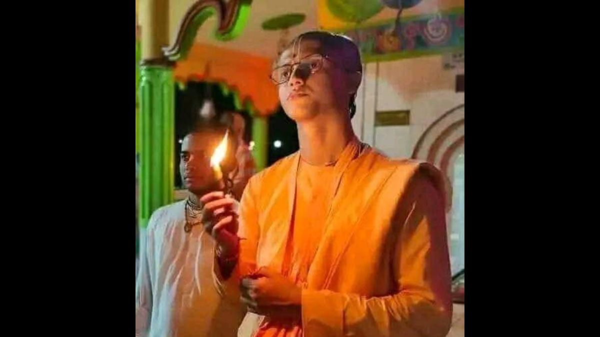 Bangladesh: Two More Hindu Priests Held Amid Outcry Over Chinmoy Das' Arrest