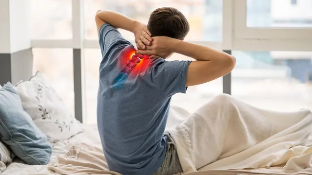 how-winter-can-trigger-cervical-spine-pain-doctor-list-simple-ways-to-prevent-this-seasonal-discomfort