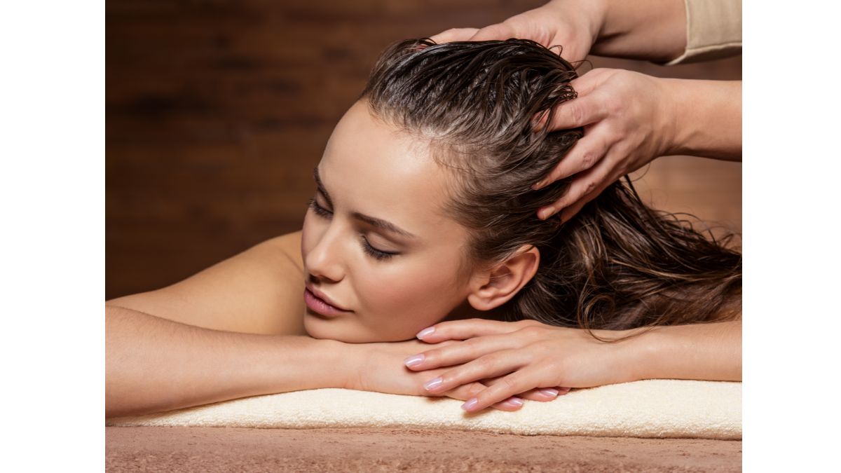warm-oil-hair-massage-benefits