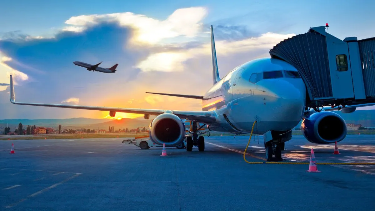 jewar-international-airport-update-govt-acquires-1200-hectare-land-of-six-noida-villages-for-airport-expansion