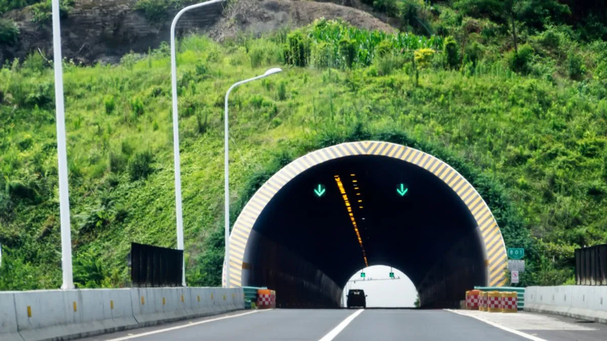 eastern-connectivity-tunnel-in-bengaluru-to-improve-traffic-flow-and-cut-30-minutes-of-travel-time