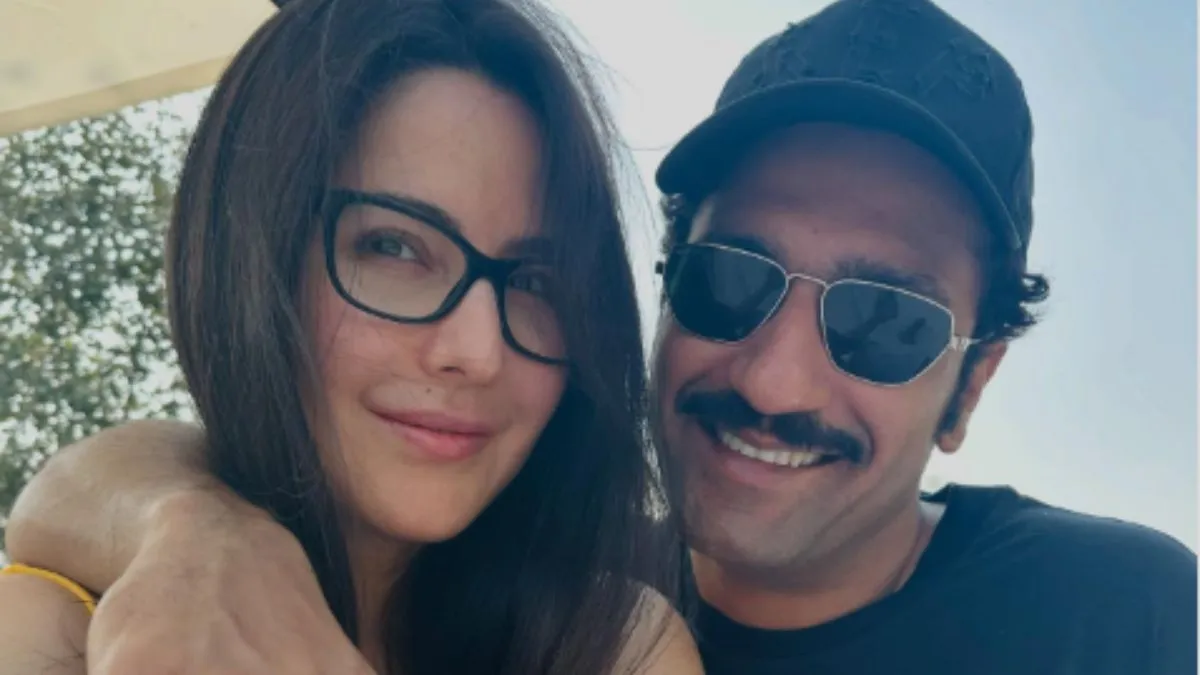 katrina-kaif-shares-happy-selfie-with-jaan-vicky-kaushal-on-third-wedding-anniversary-her-caption-melts-hearts