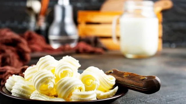 5-advantages-of-eating-white-butter-for-your-better-health