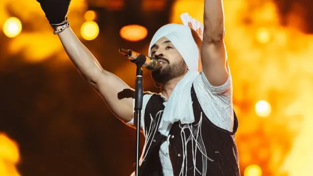 chandigarh-traffic-advisory-restrictions-on-key-roads-piccadilly-chowk-new-labour-chowk-today-for-diljit-dosanjh-concert-at-sector-34-exhibition-ground-check-timings-diversions