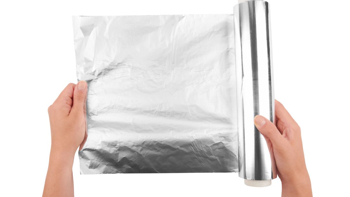 Difference Between Aluminium Foil, Butter Paper And Parchment Paper You ...