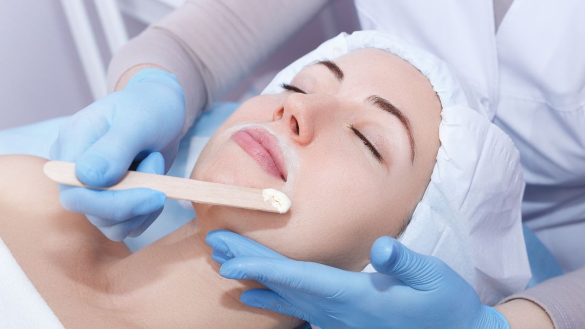 side-effects-of-facial-waxing-heres-why-you-should-never-wax-your-face