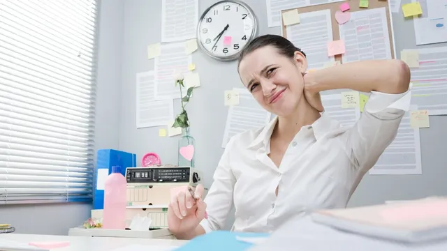 how-to-fix-stiff-neck-4-simple-ways-to-get-rid-of-neck-pain