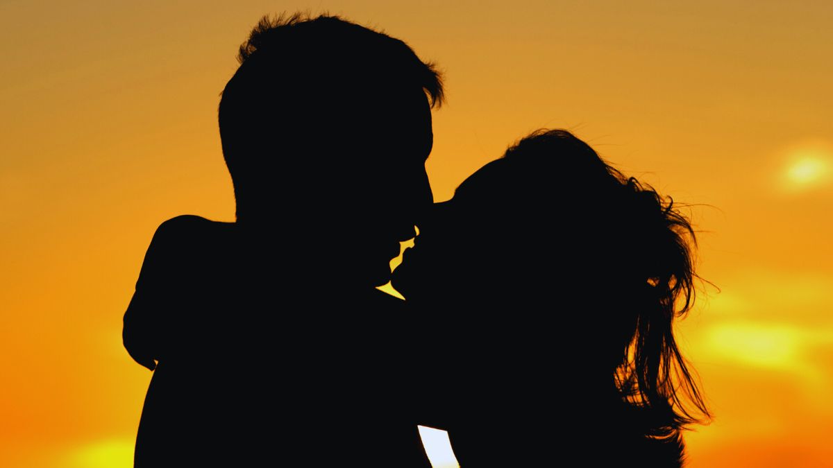 passionate-lover-zodiac-signs
