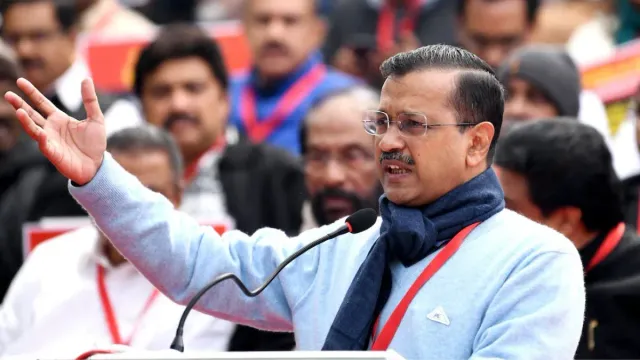 arvind-kejriwal-announces-ambedkar-samman-scholarship-in-delhi-for-dalit-students