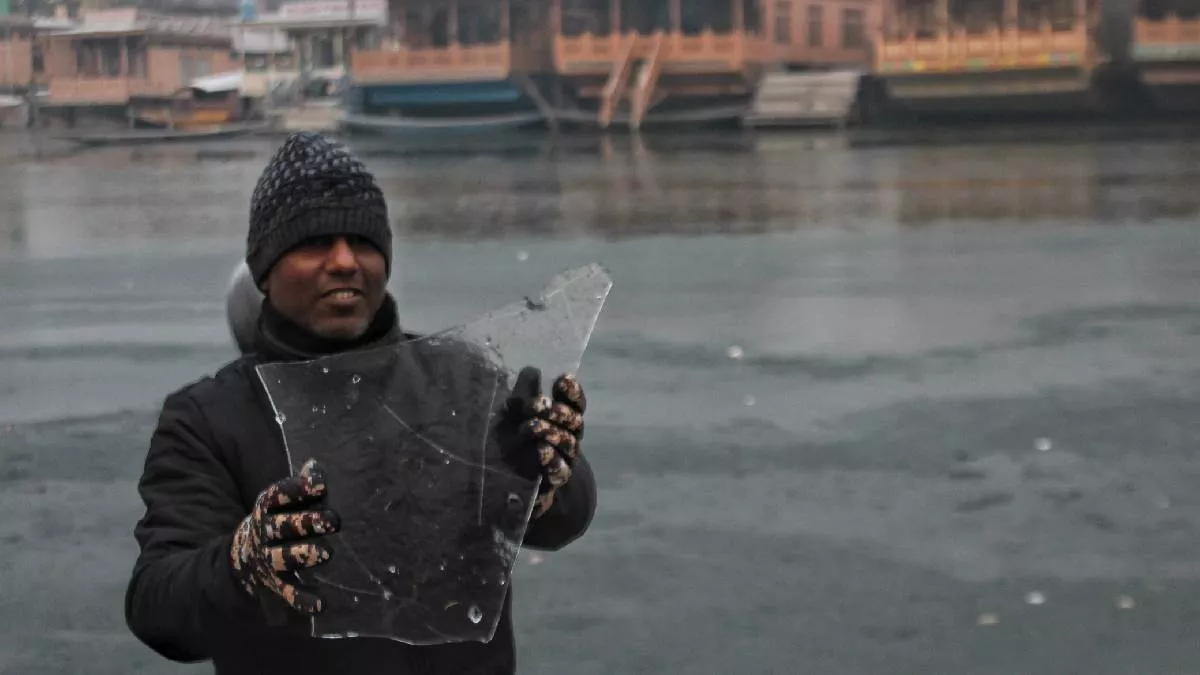 chillai-kalan-in-kashmir-cold-breaks-50yearold-record-in-srinagar-rain-and-snowfall-likely-today