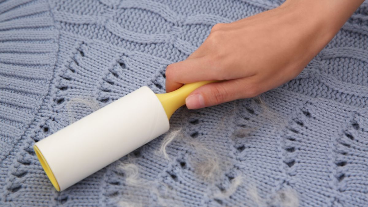 hacks to remove lint from sweater