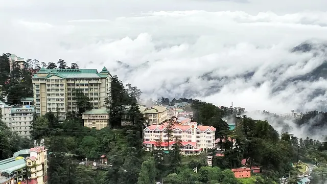 shimla-weather-imd-puts-hill-station-on-yellow-alert-rain-and-snow-in-multiple-areas-in-himachal