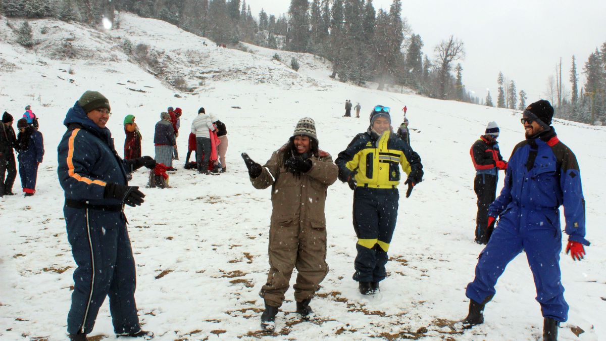 KulluManali Weather Update IMD Predicts Snowfall, Minimum Temperature