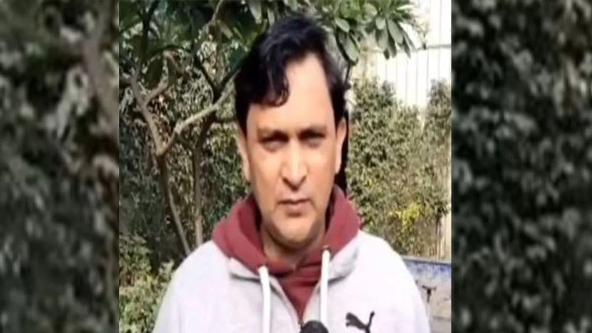 kejriwal-should-first-fulfil-promise-of-rs-1000-aap-councillor-atacks-party-convenor-over-mahila-samman-yojana
