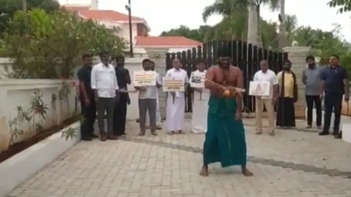k-annamalai-whips-himself-in-protest-over-anna-university-assault-case-watch