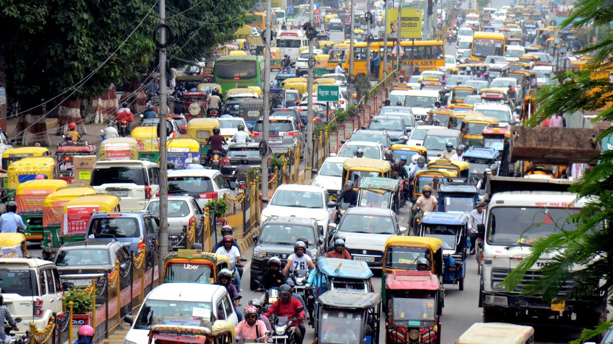 Bengaluru New Year Traffic Advisory: Vehicles Restricted On THESE Roads