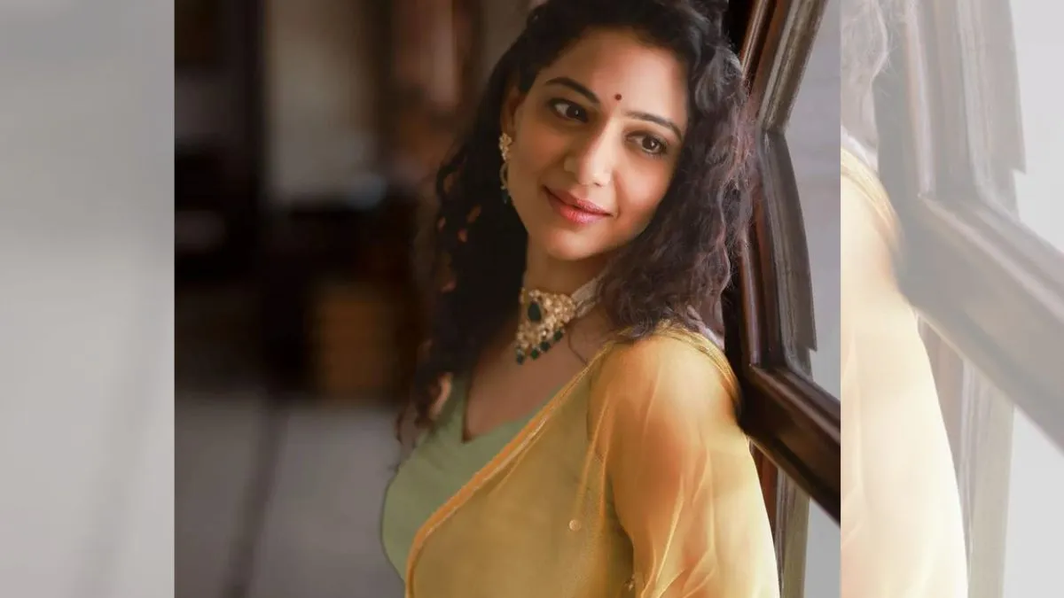 marathi-actor-urmila-kothares-car-hits-labourers-in-mumbais-kandivali-one-killed-another-injured