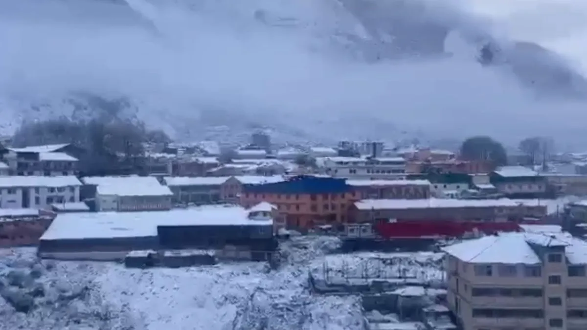 uttarakhand-weather-update-heavy-rain-snowfall-disrupt-life-avalanche-warning-issued-for-chamoli-other-districts
