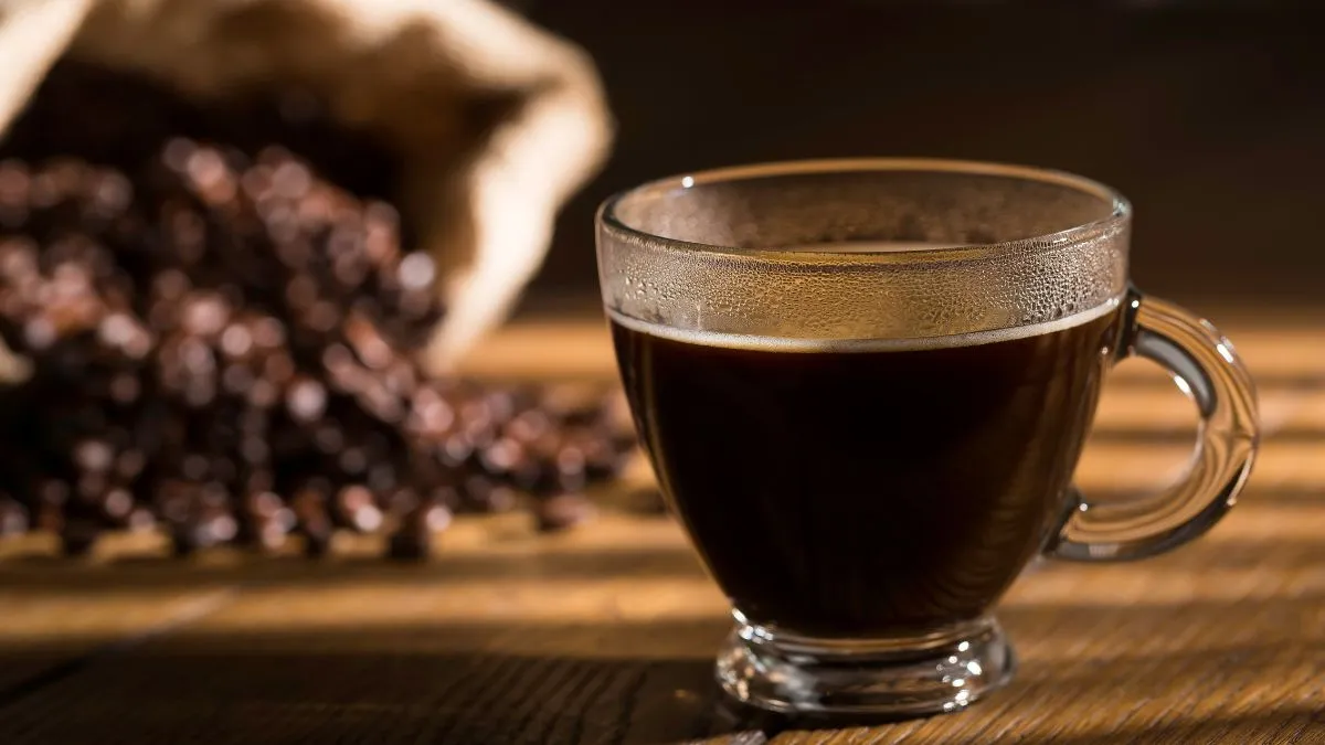 4-kitchen-spices-to-add-to-your-black-coffee-for-quick-weight-loss