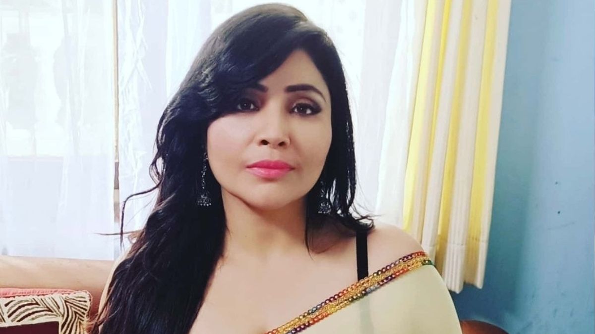 Ullu Web Series Adult actress Rajsri Verma