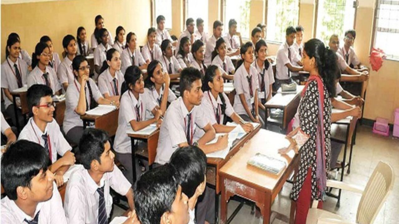bihar-govt-to-end-plus-two-classes-in-colleges-from-april-1