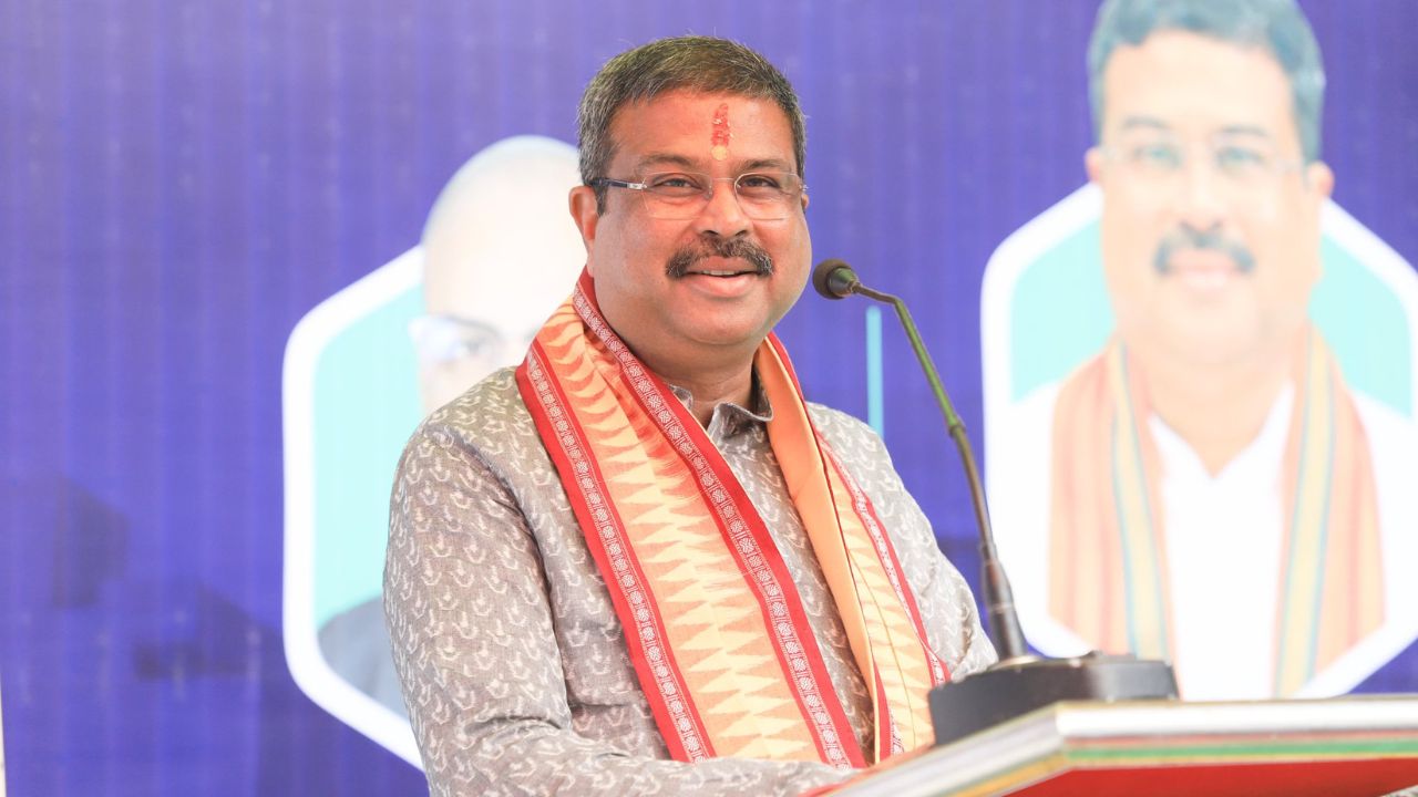 cbse-board-exams-students-to-get-option-of-appearing-in-10th-12th-board-exams-twice-from-2025-26-reports-here