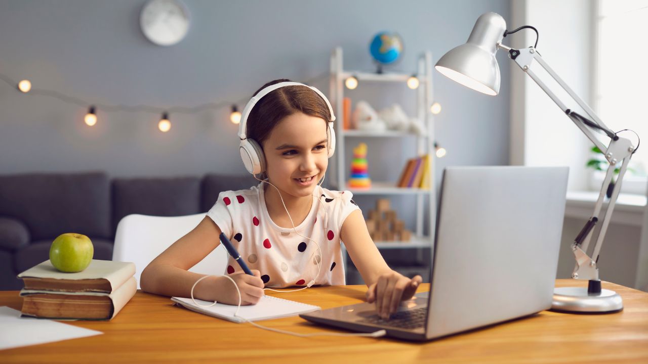 how-online-learning-can-be-humanised-in-higher-education-check-5-key-points