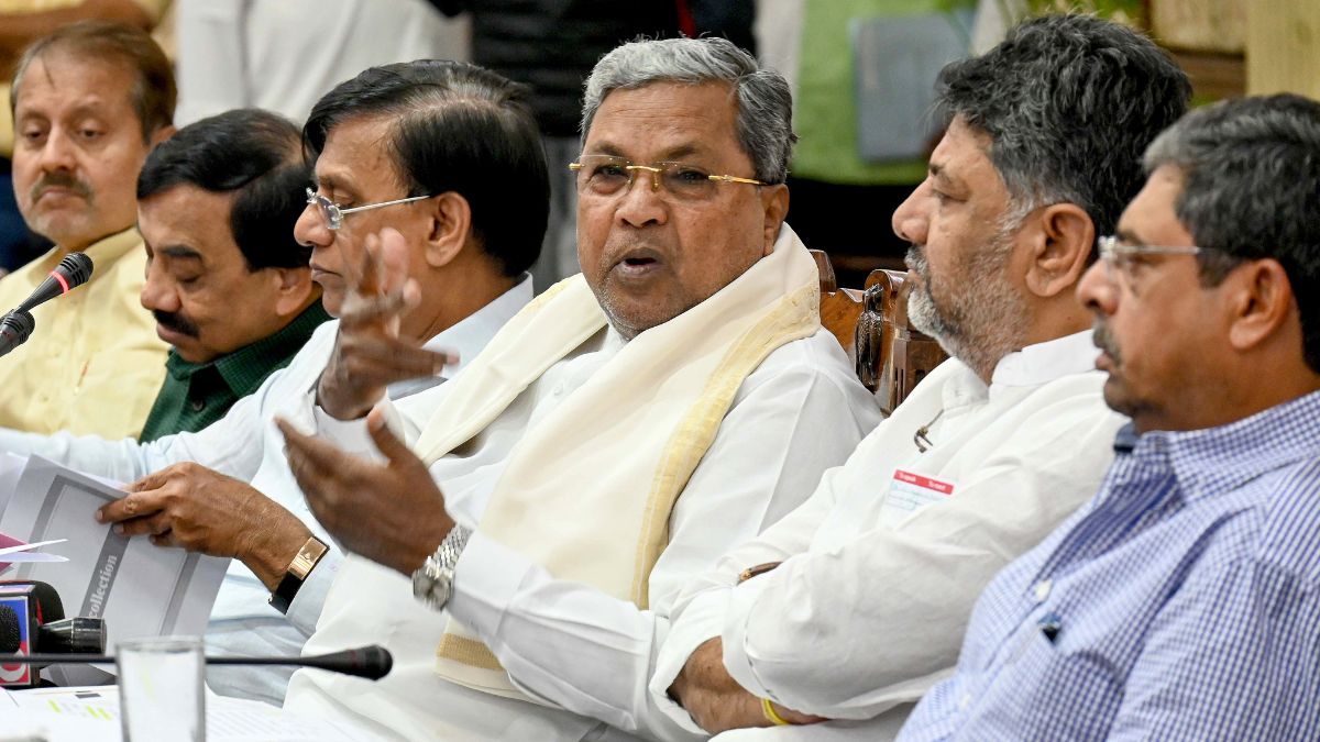 Siddaramaiah In Trouble: HC Slaps Fine On Karnataka CM, Cabinet ...