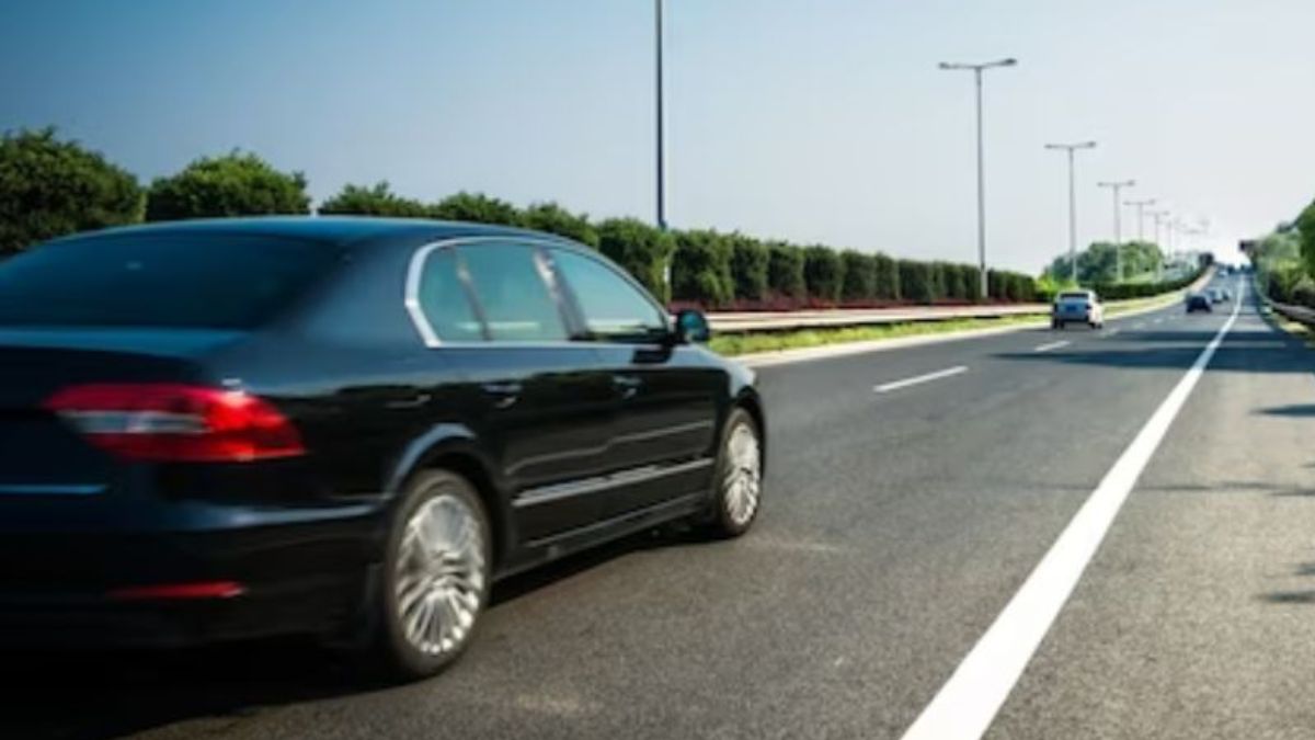 buying-new-car-and-confused-between-aftermarket-accessories-or-company-accessories-we-can-help