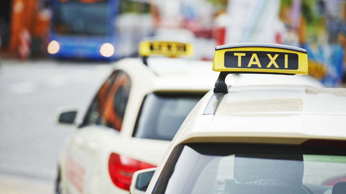Karnataka To Have Uniform Cab Fares For All Taxi Services Including Ola,  Uber; Check Revised Prices Here
