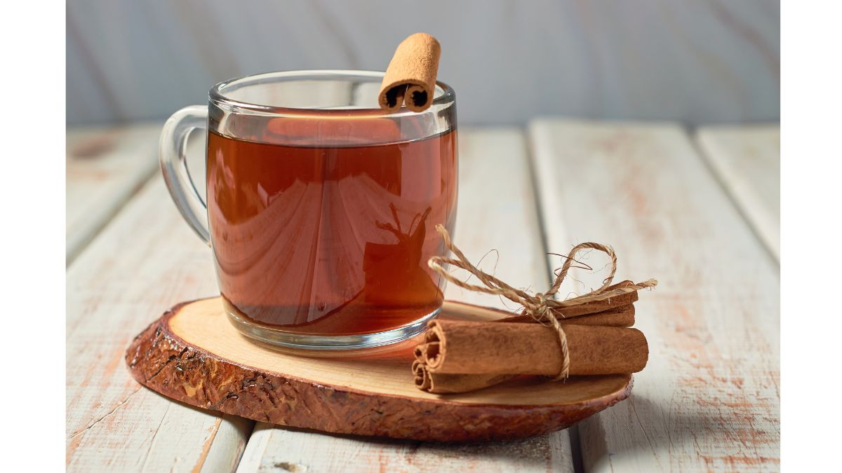 5 Amazing Benefits Of Drinking Cinnamon Water In The Morning