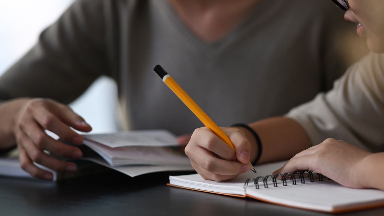 cbse-board-exams-2024-class-10-hindi-paper-today-check-guidelines-here
