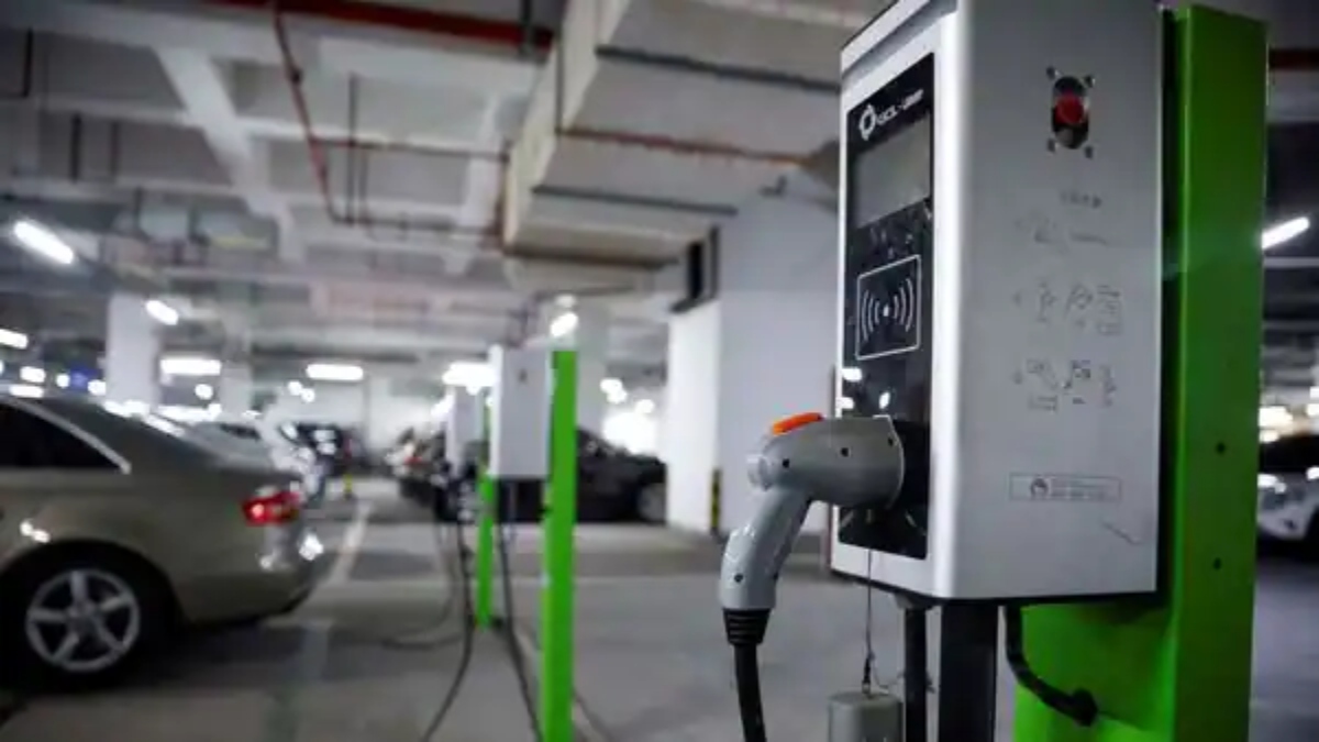 Budget 2024 India's EV Infrastructure To Be Expanded, Ebuses For